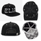 Os chapéus lisos do Snapback da borda 60cm Hip Hop com adicionam o texto Logo Customized da imagem