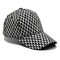 Os chapéus respiráveis ajustáveis do golfe um tamanho cabem toda a borda curvada