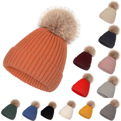 Chapéu quente de malha de inverno para mulheres calças de cabeça de raias sólidas casuais chapéus de esqui crianças chapéu de boné de pelúcia floppy pompom