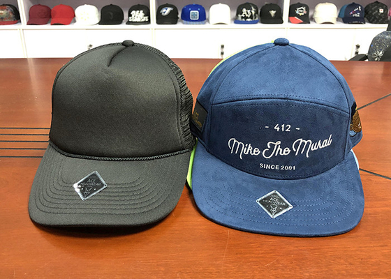 Logotipo feito sob encomenda do bordado liso liso dos chapéus 3D do Snapback da borda dos homens do painel de Bill 6 bordado