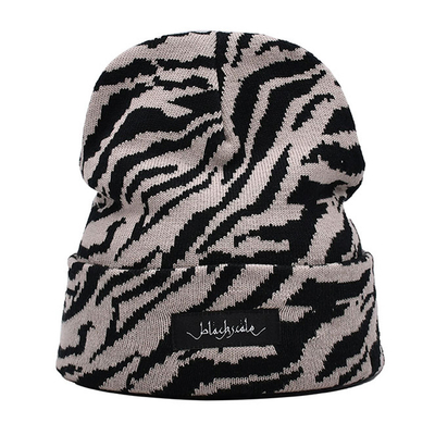 Gorro de malha de fábrica 20 anos tecido comum bordado/padrão em branco
