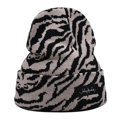 Gorro de malha de fábrica 20 anos tecido comum bordado/padrão em branco