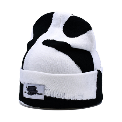 Modelo de bordado Chapéu de boné personalizado para a estação de inverno e conforto