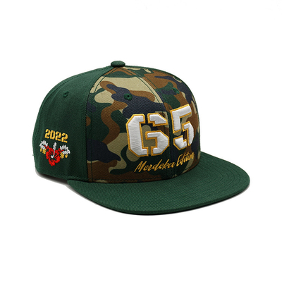 Chapéus Snapback de plástico respirável com borda plana estruturada e bordados personalizados Logotipo Camo Color