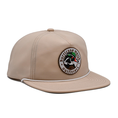 Capuzes Snapback Leves e Respiráveis com Fecho de Plástico e Patch de Bordado