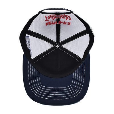 Capuz de caminhoneiro de perfil construído com Snapback de plástico e logotipo bordado