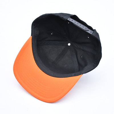 Chapéus Snapback de borda plana bordados sob medida com preto ou cores personalizadas