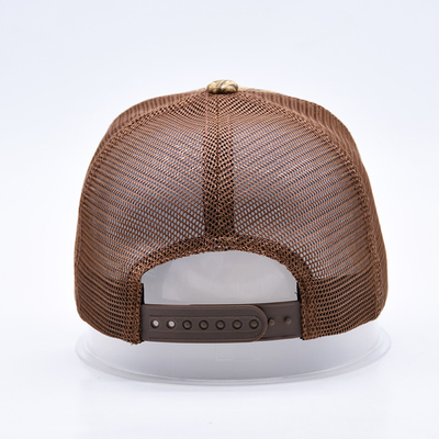 Design de moda curvo Brim Sport 6 Panel Trucker Mesh Hat Custom 3d bordado Camo Trucker Cap