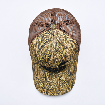 Design de moda curvo Brim Sport 6 Panel Trucker Mesh Hat Custom 3d bordado Camo Trucker Cap