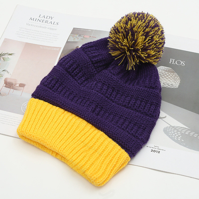 Chapéu Outono Inverno Combinação bonés de malha Skully Moda Quente com Pompom Puro Pom Pom Pom Para Mulheres Double Color Fashion Boné
