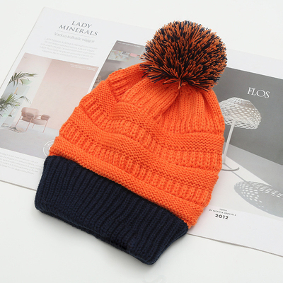 Chapéu Outono Inverno Combinação bonés de malha Skully Moda Quente com Pompom Puro Pom Pom Pom Para Mulheres Double Color Fashion Boné