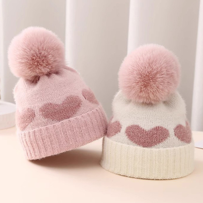 2024 Novo Outono Inverno Chapéus de Trico Bebê Meninas Acrílico Bilayer Quente Pequeno Criança Bonitinho Carinhoso Coração Chapéu recém-nascido
