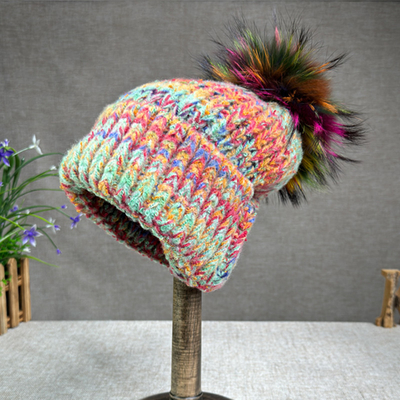 2024 Chapéu Novo Mulheres Caxemira Chapéu Tricoteado Outono/Inverno Pelúcia de Raposa Chapéu Pompom Borda Enrolada Chapéu de Proteção Colorido