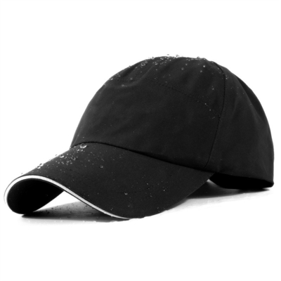 Chapéu de basebol à prova d'água preto e branco com fivela ajustável