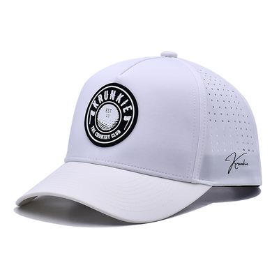 Boné de pai esportivo com logotipo de PVC de borracha de 5 painéis personalizados OEM, orifício cortado a laser, perfurado, desempenho esportivo, branco, resistente à água, resistente a UV, boné de beisebol