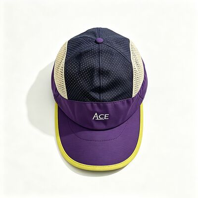 Chapéu Linning de 5 painéis que oferece tecido respirável com costura contrastante, ideal para eventos esportivos, brindes de empresas e uniformes de funcionários